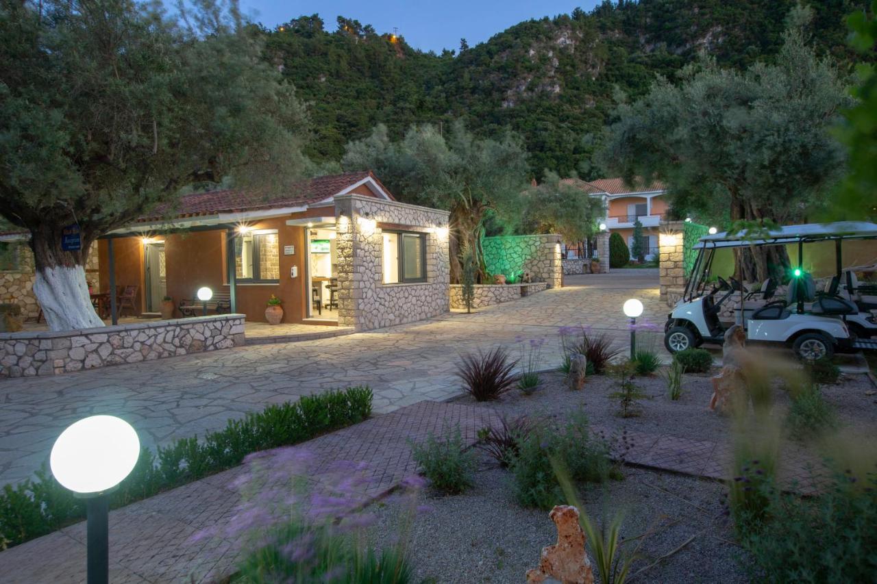 Villa Elia Resort Frinion Екстер'єр фото