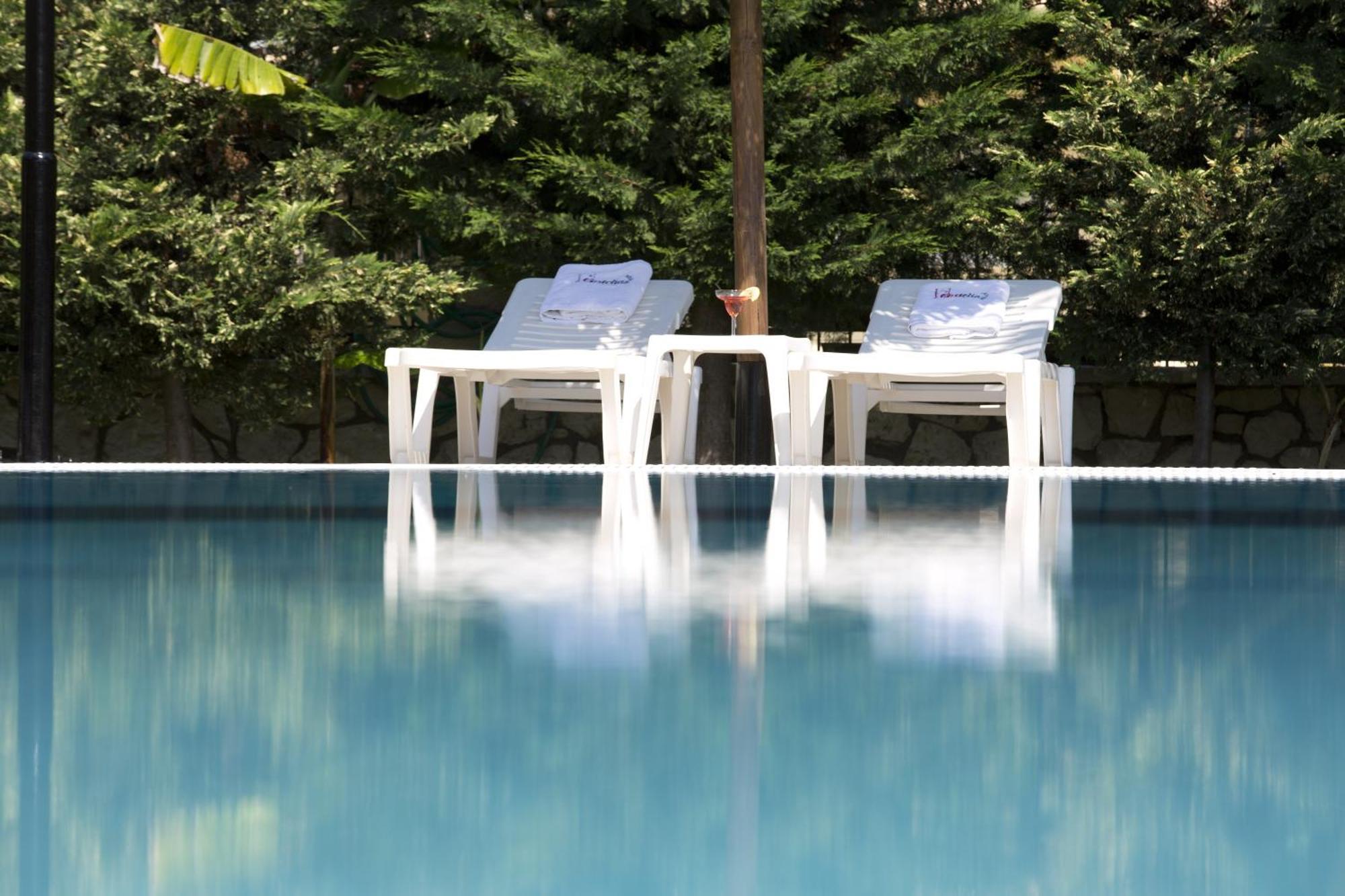Villa Elia Resort Frinion Екстер'єр фото